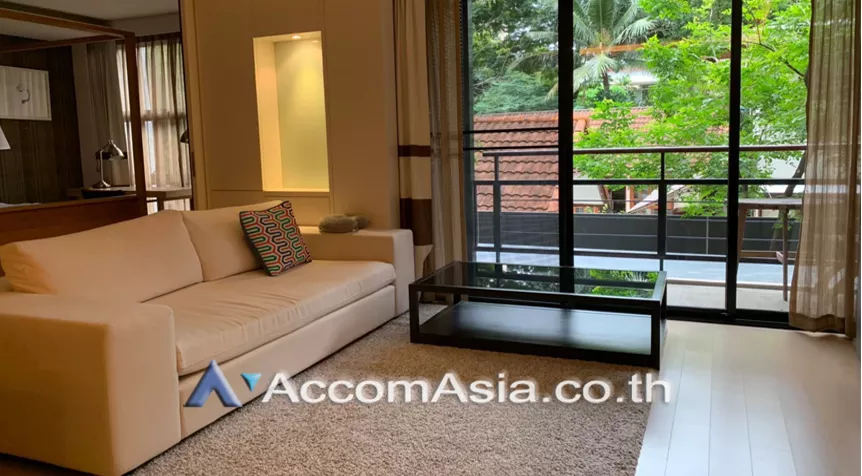 unit 1 Bedroom  Condominium For Rent in Sukhumvit, Bangkok  near BTS Ekkamai (AA25793)
