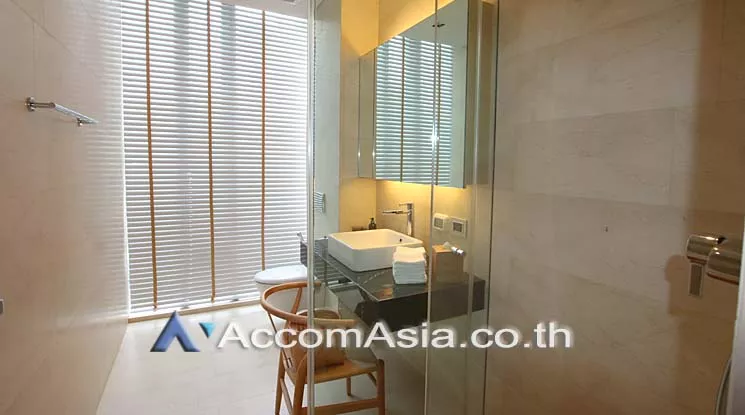 5  1 br Condominium For Sale in Silom ,Bangkok BTS Sala Daeng - MRT Silom at Saladaeng Residences AA25805
