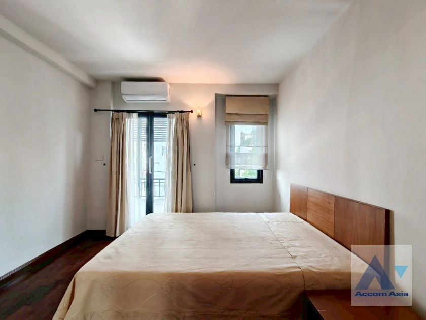 24  3 br Apartment for rent and sale in Sukhumvit ,Bangkok BTS Phrom Phong at Peaceful Living in CBD AA25817