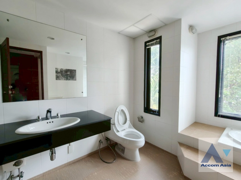 15  3 br Apartment for rent and sale in Sukhumvit ,Bangkok BTS Phrom Phong at Peaceful Living in CBD AA25817