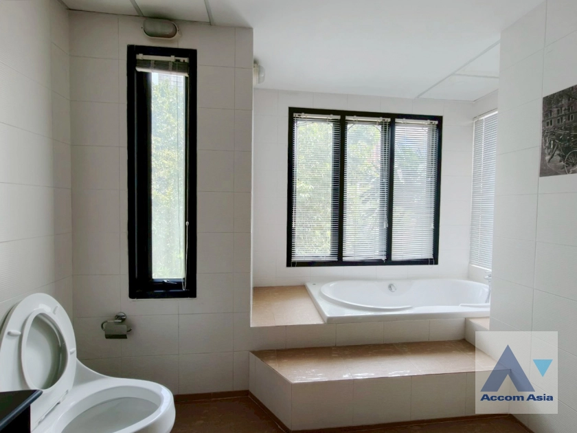 16  3 br Apartment for rent and sale in Sukhumvit ,Bangkok BTS Phrom Phong at Peaceful Living in CBD AA25817