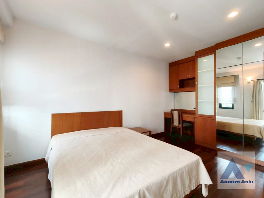 25  3 br Apartment for rent and sale in Sukhumvit ,Bangkok BTS Phrom Phong at Peaceful Living in CBD AA25817