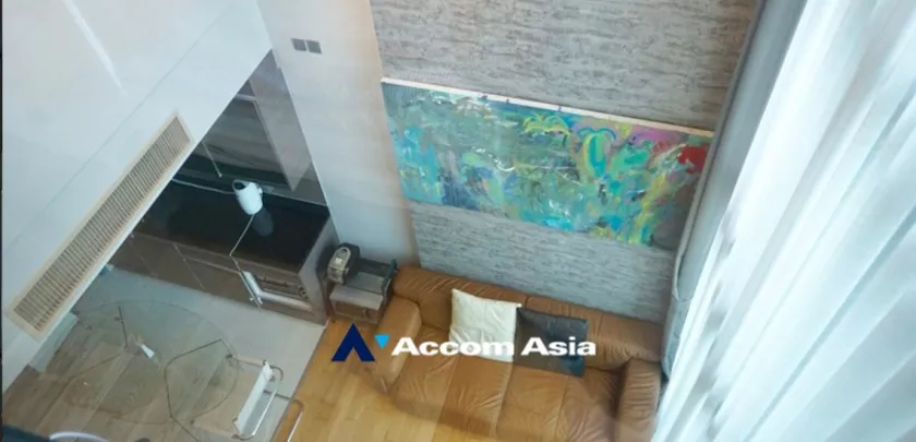 Double High Ceiling, Duplex Condo |  2 Bedrooms  Condominium For Rent in Sukhumvit, Bangkok  near BTS Thong Lo (AA25827)
