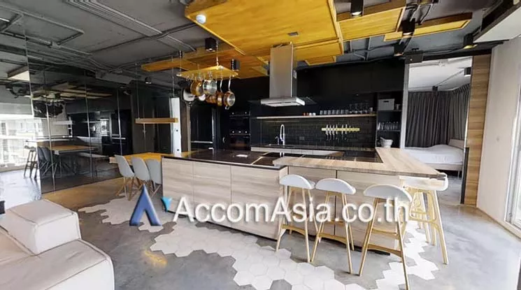  3 Bedrooms  Condominium For Rent & Sale in Sukhumvit, Bangkok  near BTS Thong Lo (AA25837)