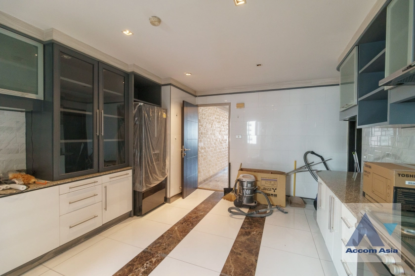 9  4 br Condominium for rent and sale in Sukhumvit ,Bangkok BTS Phrom Phong at D.S. Tower 1 AA25838