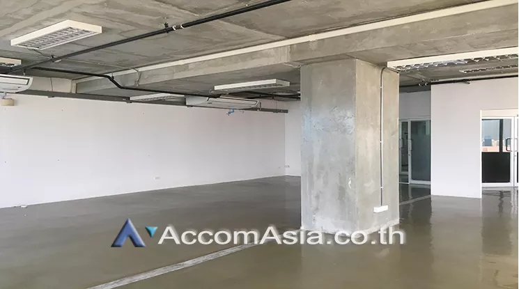 unit Office space For Sale in Silom, Bangkok  near BTS Sala Daeng (AA25843)