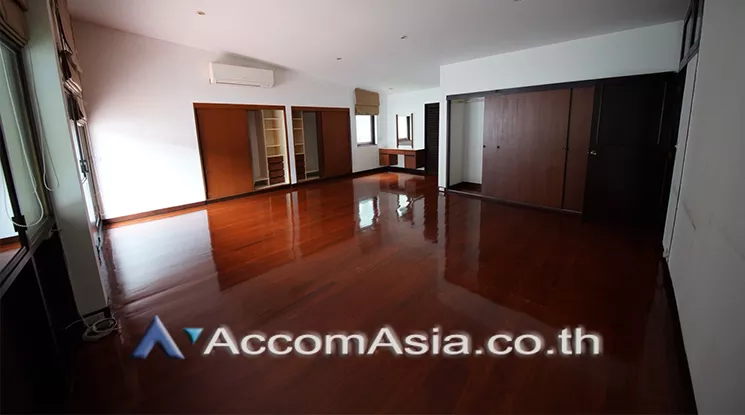 8  3 br House for rent and sale in Sukhumvit ,Bangkok BTS Ekkamai AA25847