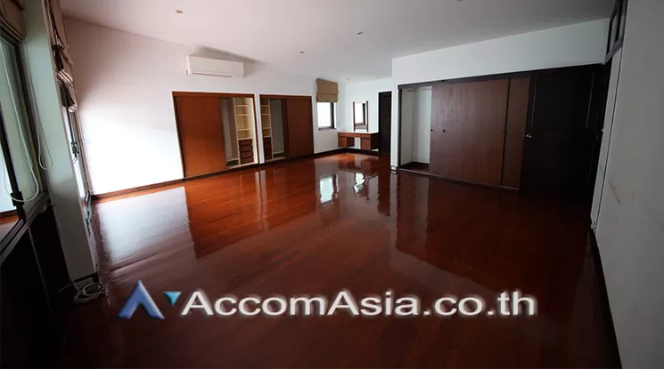 8  3 br House For Rent in sukhumvit ,Bangkok BTS Ekkamai AA25847