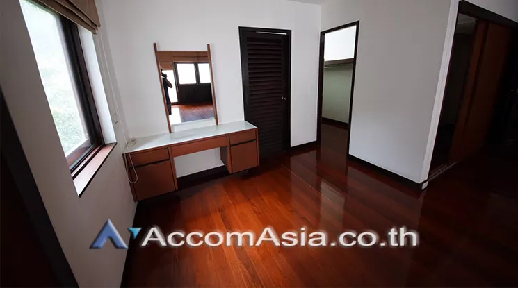 10  3 br House for rent and sale in Sukhumvit ,Bangkok BTS Ekkamai AA25847
