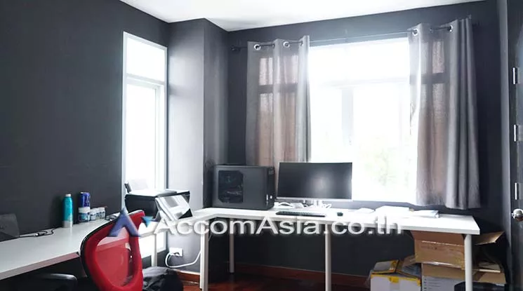 12  4 br House For Sale in sukhumvit ,Bangkok BTS Thong Lo AA25848