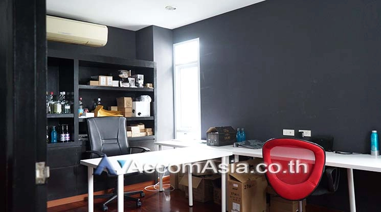 13  4 br House For Sale in Sukhumvit ,Bangkok BTS Thong Lo AA25848