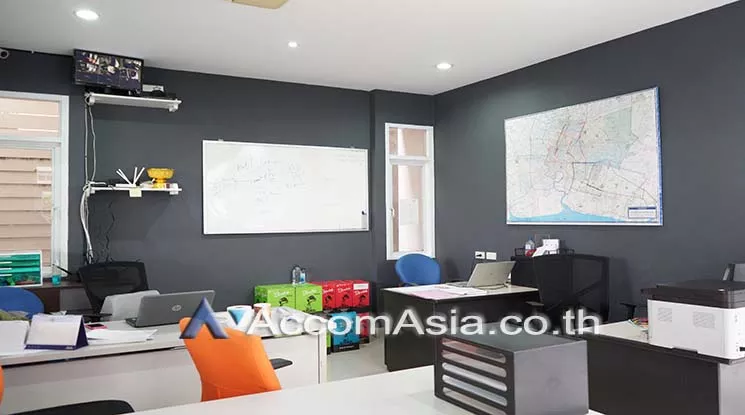 5  4 br House For Sale in sukhumvit ,Bangkok BTS Thong Lo AA25848