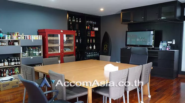 10  4 br House For Sale in sukhumvit ,Bangkok BTS Thong Lo AA25848