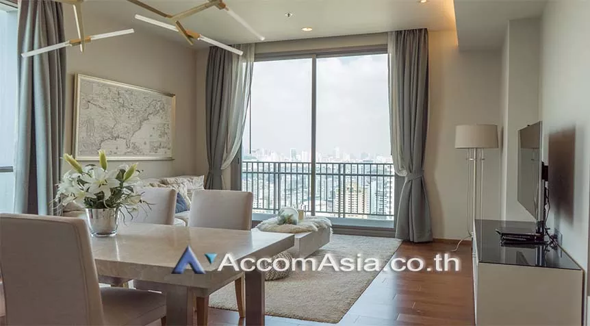 Corner Unit | Quattro Thonglor Condominium  2 Bedroom for Sale & Rent BTS Thong Lo in Sukhumvit Bangkok