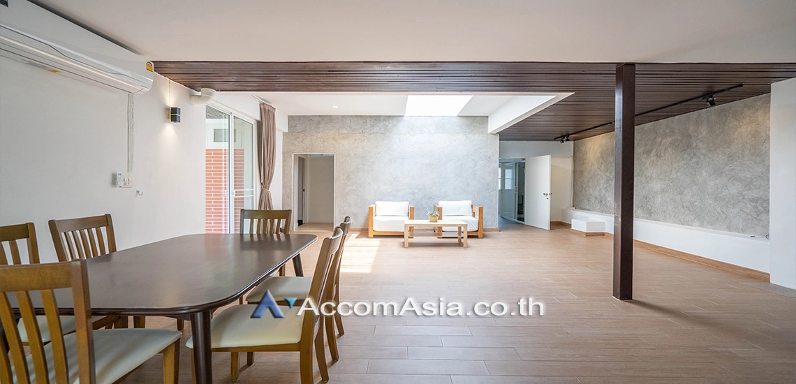 5  2 br House For Rent in Ploenchit ,Bangkok BTS Ploenchit AA25853