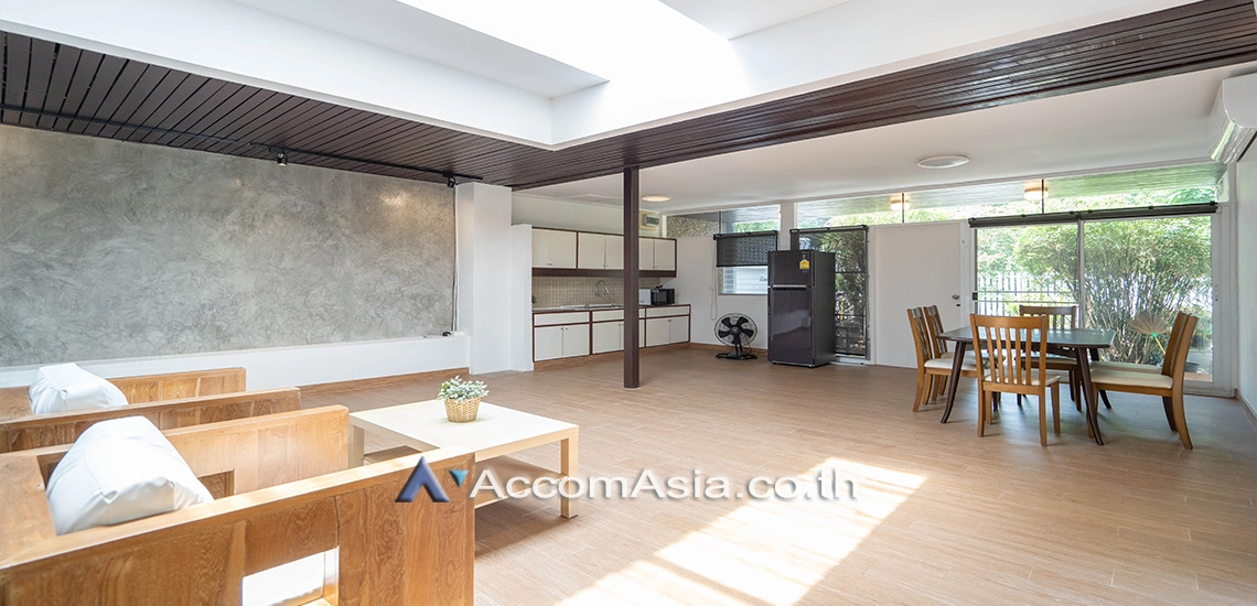 7  2 br House For Rent in Ploenchit ,Bangkok BTS Ploenchit AA25853