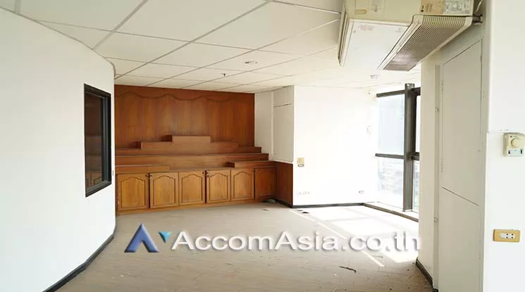 11  Office Space For Rent in Sukhumvit ,Bangkok BTS Ekkamai at Modern Town Building AA25858