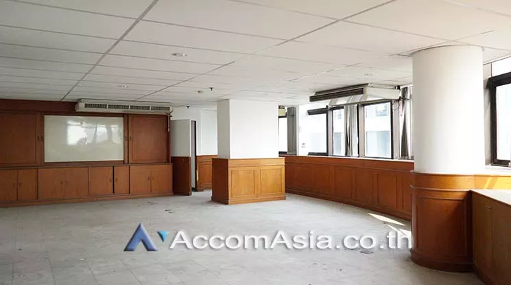 8  Office Space For Rent in Sukhumvit ,Bangkok BTS Ekkamai at Modern Town Building AA25858