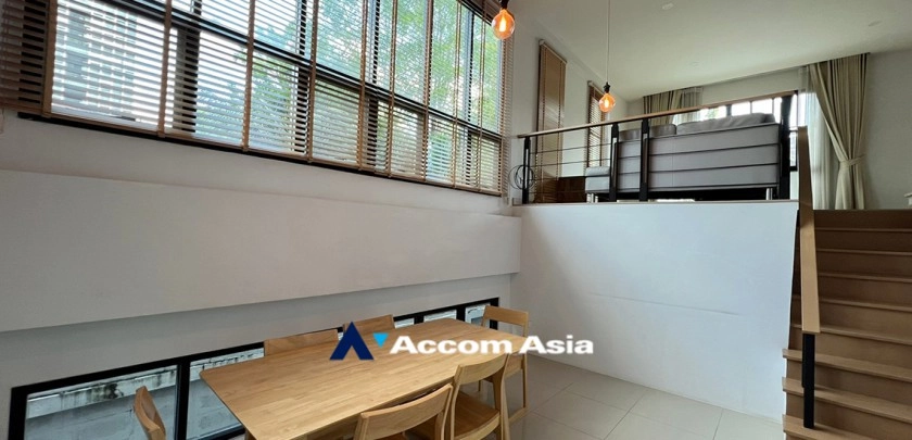 unitPet friendly | Charming townhouse in the prime Sathorn area with stylish design (AA25860)