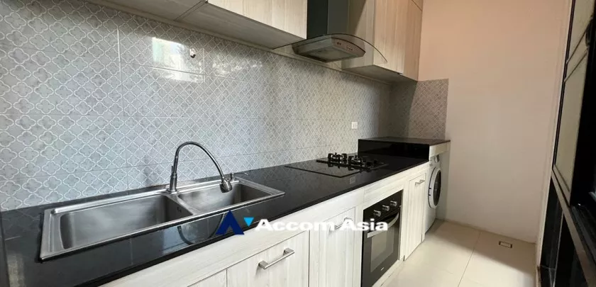 9  3 br Townhouse For Rent in sathorn ,Bangkok  AA25860