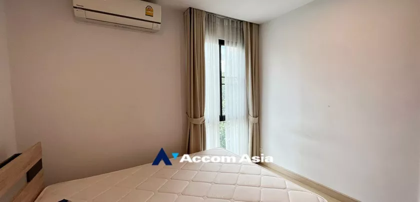 14  3 br Townhouse For Rent in sathorn ,Bangkok  AA25860