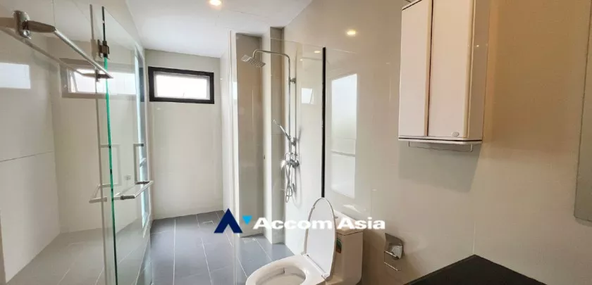 20  3 br Townhouse For Rent in sathorn ,Bangkok  AA25860