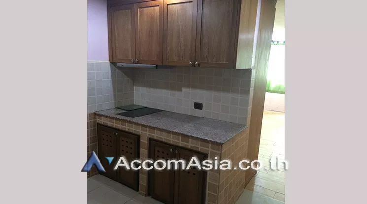 7  2 br Condominium For Sale in Sukhumvit ,Bangkok BTS Ploenchit at First Tower AA25862