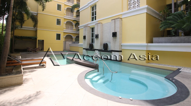 12  2 br Condominium For Sale in Sukhumvit ,Bangkok BTS Thong Lo at Silver Heritage AA25888