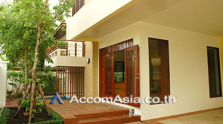 1  5 br House For Rent in Sukhumvit ,Bangkok BTS Phra khanong at Moo Baan Pakamas AA25900