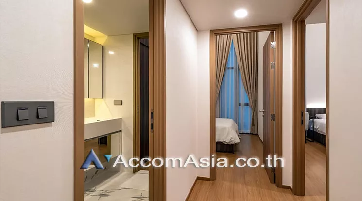 Double High Ceiling, Duplex Condo |  3 Bedrooms  Condominium For Rent in Sukhumvit, Bangkok  near BTS Phrom Phong - MRT Sukhumvit (AA25901)