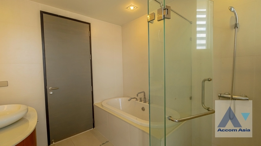 32  4 br Condominium for rent and sale in Sukhumvit ,Bangkok BTS Phrom Phong at Ideal 24 AA25909
