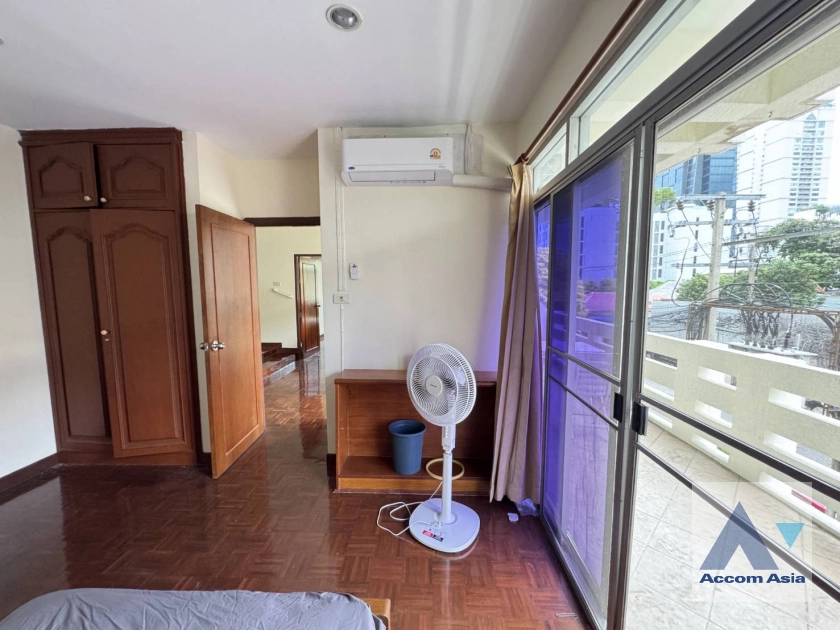 15  2 br Condominium For Rent in Sukhumvit ,Bangkok BTS Nana at The Heritage 24043