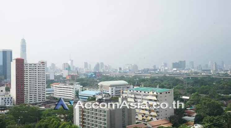 9  3 br Apartment For Rent in Sukhumvit ,Bangkok BTS Nana at Perfect for Pet lovers Apartment, near NIST Intl AA25932