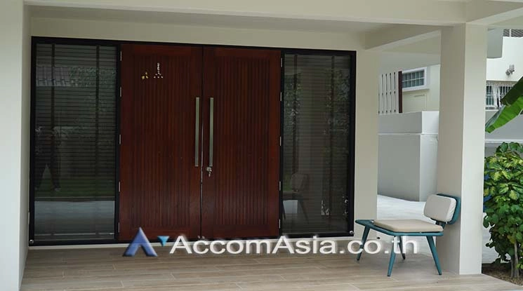 unitHome Office, Pet friendly |  3 Bedrooms  House For Rent in Sathorn, Bangkok  near MRT Lumphini (AA25935)