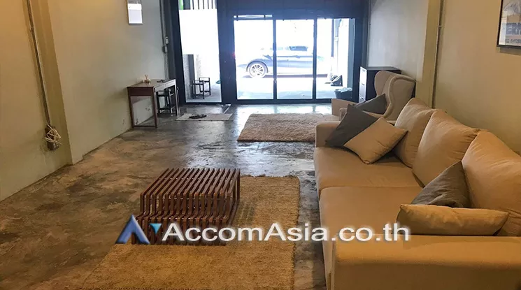  1  2 br Townhouse For Rent in sukhumvit ,Bangkok BTS Thong Lo AA25937