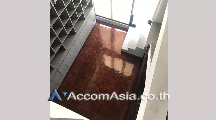 6  2 br Townhouse For Rent in sukhumvit ,Bangkok BTS Thong Lo AA25937