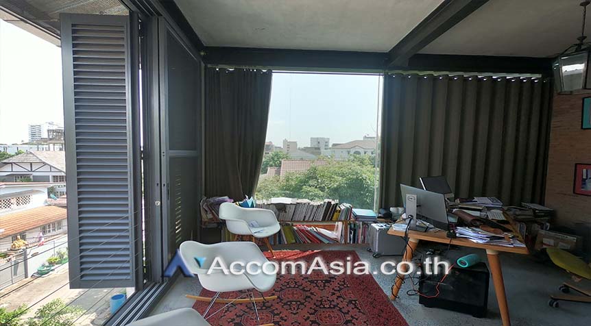 9  6 br House for rent and sale in sukhumvit ,Bangkok BTS Phra khanong AA25982