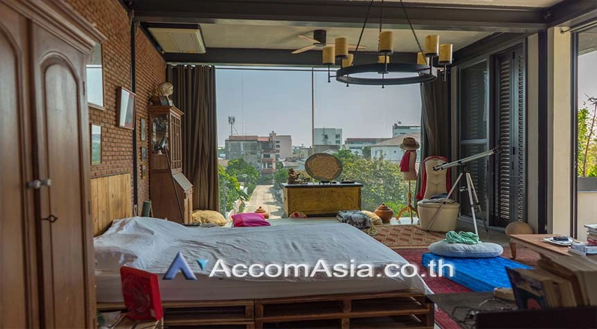 6  6 br House for rent and sale in Sukhumvit ,Bangkok BTS Phra khanong AA25982