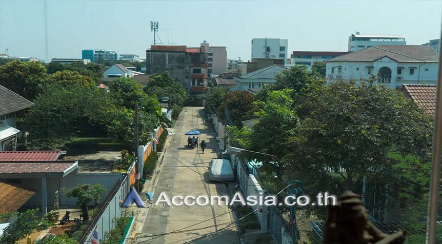 5  6 br House for rent and sale in Sukhumvit ,Bangkok BTS Phra khanong AA25982