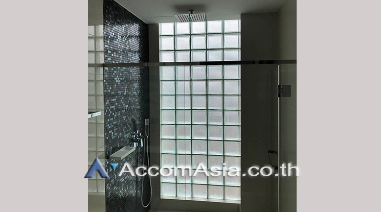  1  2 br Condominium For Sale in Silom ,Bangkok BTS Saphan Taksin - MRT Hua Lamphong at The Room Charoenkrung 30 AA25983