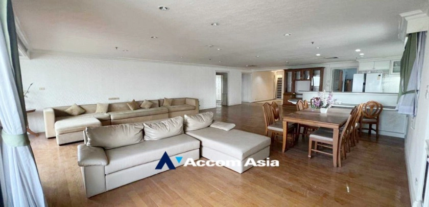  Baan Suan Petch Condominium  3 Bedroom for Sale & Rent BTS Phrom Phong in Sukhumvit Bangkok