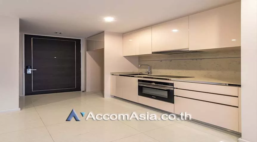 6  1 br Condominium For Sale in Charoen Nakhon ,Bangkok BTS Surasak - BTS Krung Thon Buri at The Bangkok Sathorn Taksin AA25985