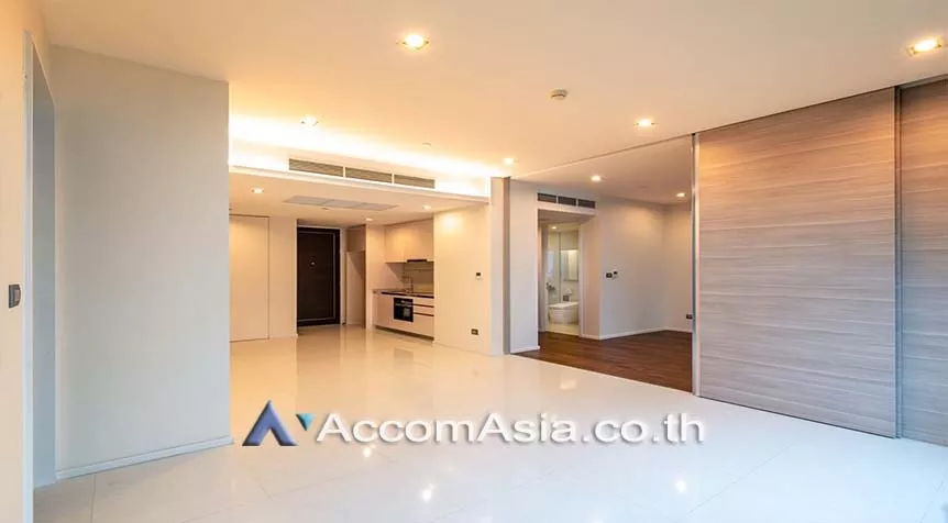 9  1 br Condominium For Sale in Charoen Nakhon ,Bangkok BTS Surasak - BTS Krung Thon Buri at The Bangkok Sathorn Taksin AA25985