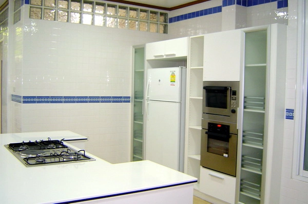 unit 3 Bedrooms  Townhouse For Rent in Sukhumvit, Bangkok  near MRT Phetchaburi (5001401)