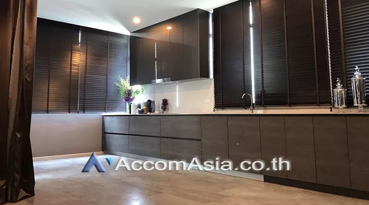 4  2 br Condominium For Rent in Ratchadapisek ,Bangkok BTS Thong Lo - ARL Ramkhamhaeng at The Capital Ekamai Thonglor AA26006
