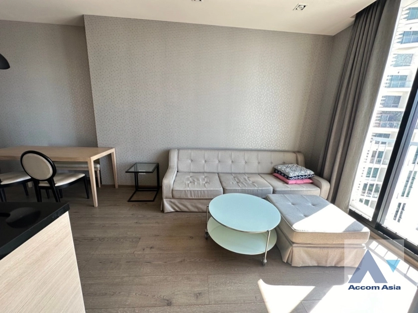 unit 2 Bedrooms  Condominium For Rent in Sukhumvit, Bangkok  near BTS Phrom Phong (AA26013)