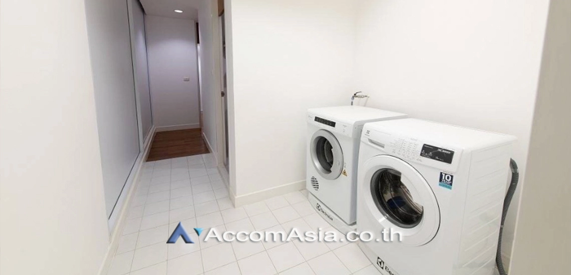 16  4 br Apartment For Rent in Sathorn ,Bangkok BRT Thanon Chan at Family-Friendly Serviced Apartment with Big Green Spaces AA26020