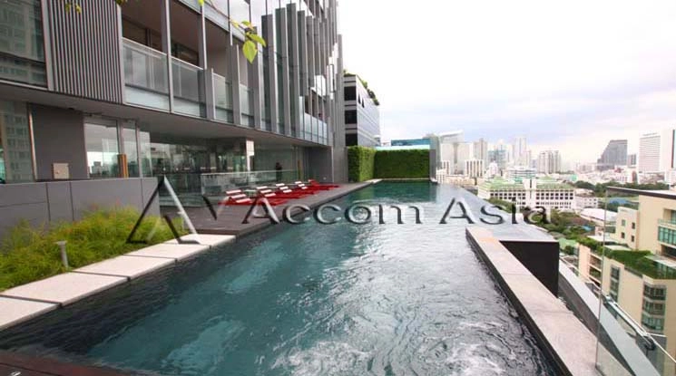 unit 1 Bedroom  Condominium For Rent in Silom, Bangkok  near BTS Sala Daeng - MRT Silom (AA26022)