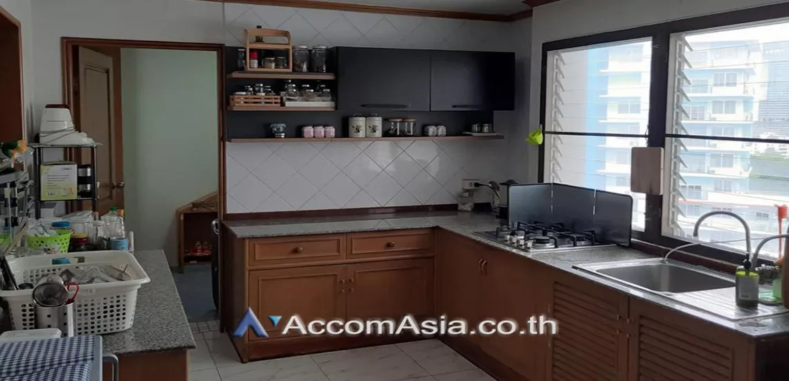 6  2 br Condominium For Rent in Sukhumvit ,Bangkok BTS Asok - MRT Sukhumvit at Liberty Park I 24054