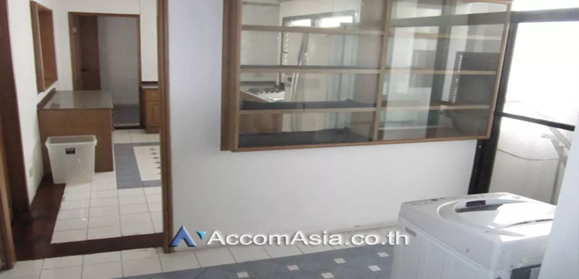 8  2 br Condominium For Rent in Sukhumvit ,Bangkok BTS Asok - MRT Sukhumvit at Liberty Park I 24054